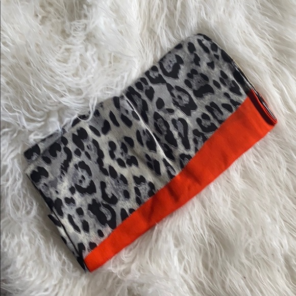 nwot oblong lightweight leopard color block scarf 🧣fall vibes cozy animal print - Picture 8 of 9